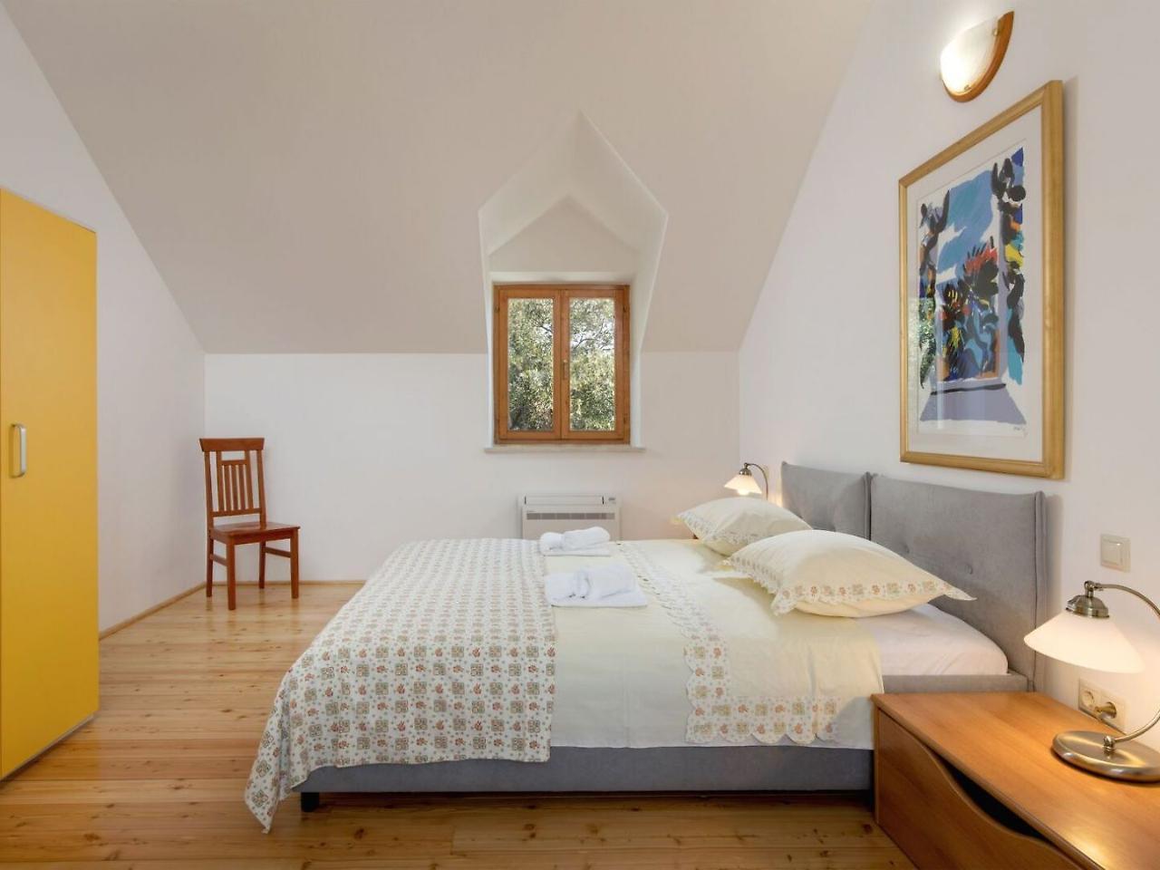 Villa Dubrava Tranquil Retreat Nestled In An Olive Grove For Serene Escapes Пучишча Екстериор снимка