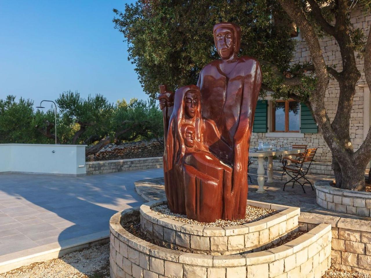 Villa Dubrava Tranquil Retreat Nestled In An Olive Grove For Serene Escapes Пучишча Екстериор снимка